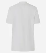 Remera de algodón color blanco, con cuello redondo y mangas cortas. Presenta un bordado central de un conejo vestido con ropa deportiva y gorra, acompañado de la frase 'Classic Style' en la parte superior y 'With Modern Details' en la parte inferior.