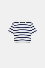 Camiseta cropped color amarillo, de corte slim fit, cuello redondo y manga corta.