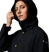 Impermeable Columbia modelo Amaze Trench Rain de color negro, con capucha desmontable y cierre frontal de botones.