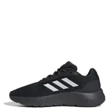 Championes Adidas Cloudfoam Move color negro con detalles plateados y las tres tiras características de la marca en los laterales.