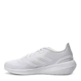 Championes de running Adidas modelo Run Falcon 3, color blanco, con sistema de amortiguación Cloudfoam en la entresuela y suela de goma resistente. Confeccionados en malla transpirable con revestimientos sintéticos y cierre de cordones.