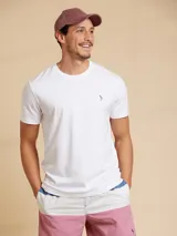 Remera amarilla de algodón con cuello redondo y manga corta.