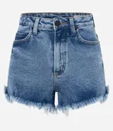 Short de jean de tiro alto con terminación desflecada.
