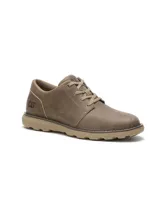 Zapatos de cuero color marrón de la marca Cat, con cordones y suela de goma estructurada.