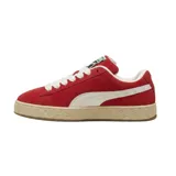 Championes Puma Suede XL de gamuza en color azul, con franja lateral blanca y suela de goma blanca.
