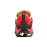 Zapatillas de senderismo Merrell Moab 3, color rojo con detalles en marrón y suela Vibram.