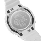 Reloj Casio G-Shock GA2100-7A7DR, color blanco, con caja de resina de 48mm y esfera analógica-digital. Resistente al agua hasta 200 metros.