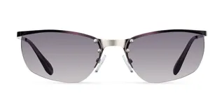 Lentes de sol con diseño envolvente y montura de acero inoxidable color plata. Presentan una barra superior metálica pulida que sujeta las lentes mediante remaches, con lentes de nylon en degradado gris y patillas con terminación en acetato.