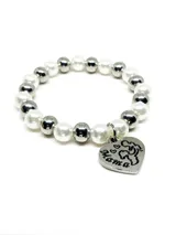 Pulsera elástica de acero italiano con perlas blancas y plateadas, y dije colgante en forma de corazón con la palabra "Mamá".