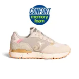 Championes Joma de mujer, modelo C.1992 Lady, de estilo retro. Capellada de cuero sintético, textil y serraje color beige con detalles en dorado y rosa. Entresuela de phylon reciclado y suela de caucho DURABILITY.