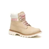 Bota de cuero nubuck color beige con detalles en blanco y cordones jaspeados en rosa y blanco. Presenta cuello acolchado, suela de goma dentada y logo de la marca en el lateral y la lengüeta.