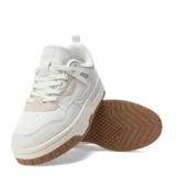 Championes urbanos de mujer Miss Carol modelo FORNI, color blanco con detalles en gris y lila, con suela chunky color caramelo.