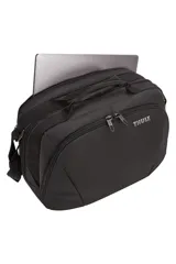 Bolso de viaje tipo maletín de cabina Thule, color negro, con compartimento acolchado para laptop, panel organizador frontal con sistema PowerPocket y bolsillo con bloqueo RFID. Incluye asas superiores y correa de hombro desmontable.