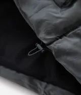 Campera puffer masculina Blue Steel, con diseño acolchado, cuello alto, cierre frontal por cremallera y efecto metalizado en tono gris.