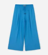 Pantalón pantalona azul, confeccionado en viscolino, con cintura elástica y lazo.