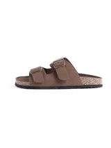 Sandalia tipo Birkenstock color negro con doble tira ajustable mediante hebillas metálicas y plantilla de corcho.