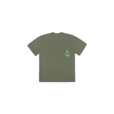 Remera color verde militar de manga corta, con cuello redondo y diseño liso. Presenta el logo de Jordan y la inscripción 'Nike Air' estampados en tono verde claro en el pecho.