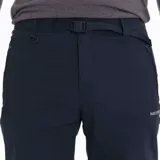 Pantalón de trekking desmontable color azul marino, con cintura ajustable mediante cinturón integrado y múltiples bolsillos con cierre.