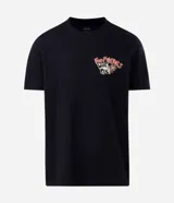 Remera negra de algodón con cuello redondo, manga corta y gran estampa en la espalda con diseño de Foo Fighters en tonos rojos y blancos.