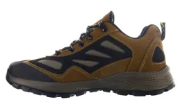Zapatos de trekking Branch color marrón con detalles en negro. Confeccionados en nobuk y malla, cuentan con puntera reforzada, suela de goma antideslizante y cordones bicolor.
