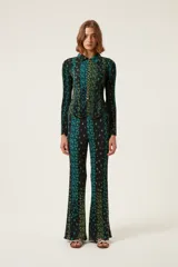 Pantalones acampanados de tejido plisado con estampado floral y cintura elástica.