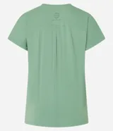 Remera deportiva color verde agua, confeccionada en microfibra, con cuello redondo, mangas cortas, canesú en los hombros y abertura en la espalda.
