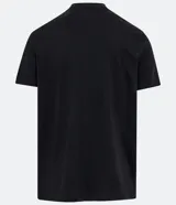 Remera básica de hombre con corte comfort, cuello redondo y manga corta. Confeccionada en tejido de media malla con textura acanalada.
