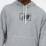 Buzo New Balance gris con capucha y cordones blancos, logo de la marca estampado en el pecho y bolsillo tipo canguro.