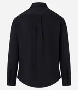 Camisa de vestir marrón oscuro, corte slim, de manga larga y cuello camisero.