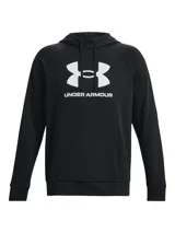Buzo con capucha Under Armour, modelo Rival Fleece, color negro con logo de la marca estampado en blanco en el frente. Cuenta con bolsillo tipo canguro delantero, puños y bajo acanalados.