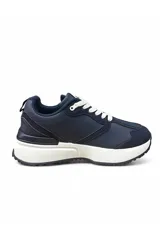 Championes deportivos Santa Barbara modelo Nazare, color azul marino con detalles en blanco y suela chunky.