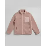 Campera de corderito color blanco, con cuello alto, cierre frontal completo y un bolsillo en el pecho con cierre.