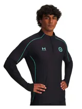 Campera deportiva Under Armour de hombre, colaboración con Mansory, color negro con detalles en turquesa. Presenta cierre frontal con medio cierre, cuello alto, mangas largas con orificios para los pulgares y logo de Under Armour en el pecho. Las mangas tienen un diseño geométrico en relieve. Corte ajustado.