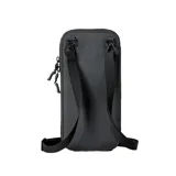 Organizador de viaje Rip Curl color negro, con diseño vertical, cierre principal y correa regulable desmontable. Incluye protección RFID, compartimentos para pasaporte, pasajes y múltiples ranuras para tarjetas.