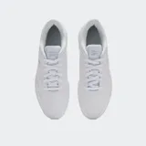 Championes Reebok BB 1000 de cuero blanco con detalles en gris claro.