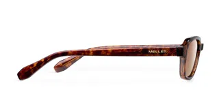 Lentes de sol con montura rectangular de diseño clásico en carey marrón y cristales polarizados en tono marrón.