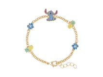 Pulsera dorada con dijes de Stitch, flores azules y ananás.