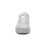 Zapatillas urbanas CAT modelo Amp Canvas para mujer, color gris claro con detalles plateados en la lengüeta y contorno de los cordones. Confeccionadas en lona recubierta en PU, con forro de malla reciclada, plantilla de espuma EVA y suela de goma. Cuentan con tecnología Street Shield repelente al agua.