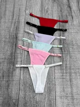 Pack de seis bombachas colales ajustables con tiras regulables y detalles de herrajes en forma de corazón.