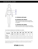 Campera de denim con estampado animal print de leopardo, con cuello clásico, cierre frontal con botones dorados y bolsillos laterales. Pantalón haciendo juego.