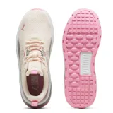 Championes Puma Anzarun 2.0 de diseño deportivo, confeccionados en malla transpirable y materiales sintéticos. Presentan una combinación de colores blanco, rosa claro y detalles en violeta, con entresuela IMEVA para mayor amortiguación y suela de goma resistente.