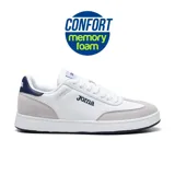 Championes Joma Campus Men, color blanco con detalles en gris y azul marino. Confeccionados en material sintético resistente, con tecnología Memory Foam de doble densidad en la plantilla y horma ancha Wide Plus para mayor confort. Suela de caucho DURABILITY resistente al roce y al desgaste.