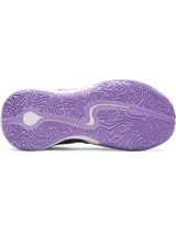 Championes de básquetbol Under Armour Curry 3Z7, con diseño en tonos violeta y morado. Presentan una combinación de cuero y malla en la parte superior, entresuela blanca con tecnología Charged Cushioning y suela de goma con patrón de tracción anatómico. Incluyen detalles en color verde lima.