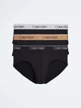Pack de 3 slips Calvin Klein de corte clásico, confeccionados en tejido micro stretch de poliéster y elastano. Incluye tres slips negros con cinturas elásticas de diferentes colores: gris, dorado y blanco, con el logo de la marca.