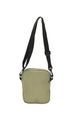 Morral negro de diseño compacto con compartimento principal con cierre, bolsillo frontal de malla con cordón elástico ajustable y parche con texto. Incluye correa regulable y extraíble.