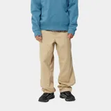 Pantalón de trabajo Carhartt modelo Double Knee, de corte recto y relajado con talle medio. Confeccionado en sarga Denison, presenta doble capa reforzada en las rodillas, bolsillos utilitarios para herramientas, presilla para martillo y costuras triples de refuerzo.