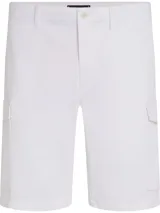 Bermuda cargo blanca de corte amplio, con pierna recta y múltiples bolsillos. Confeccionada en sarga de algodón elástico.