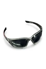 Lentes de sol modelo Palermo III de diseño envolvente, con armazón y cristales oscuros.