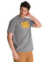 Remera gris melange de manga corta con el logo de CAT estampado en color amarillo en el pecho.