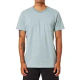 Remera de manga corta Katin con diseño a rayas horizontales finas, cuello redondo y bolsillo frontal en el pecho.